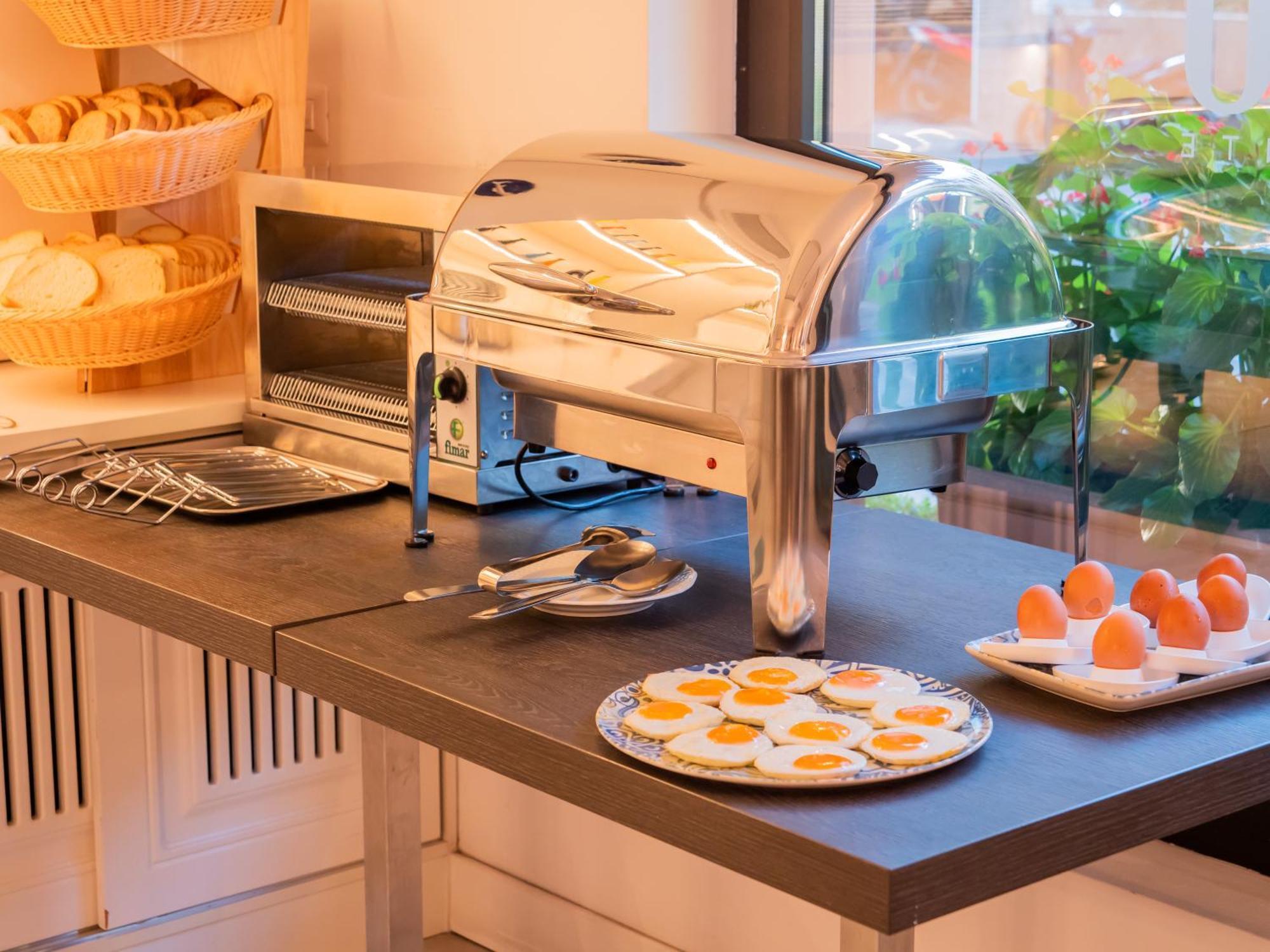Hotel Central Wellness Σορέντο Εξωτερικό φωτογραφία