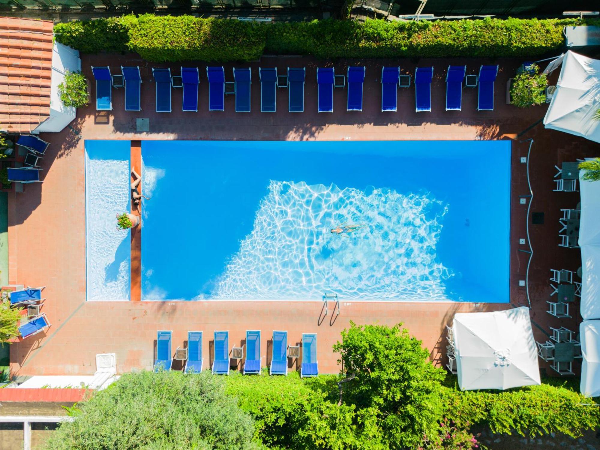 Hotel Central Wellness Σορέντο Εξωτερικό φωτογραφία