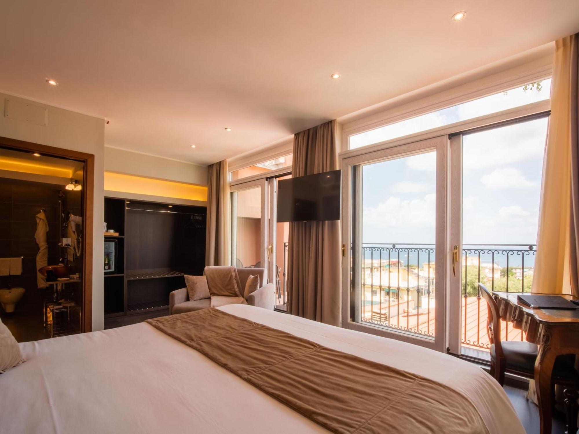Hotel Central Wellness Σορέντο Εξωτερικό φωτογραφία