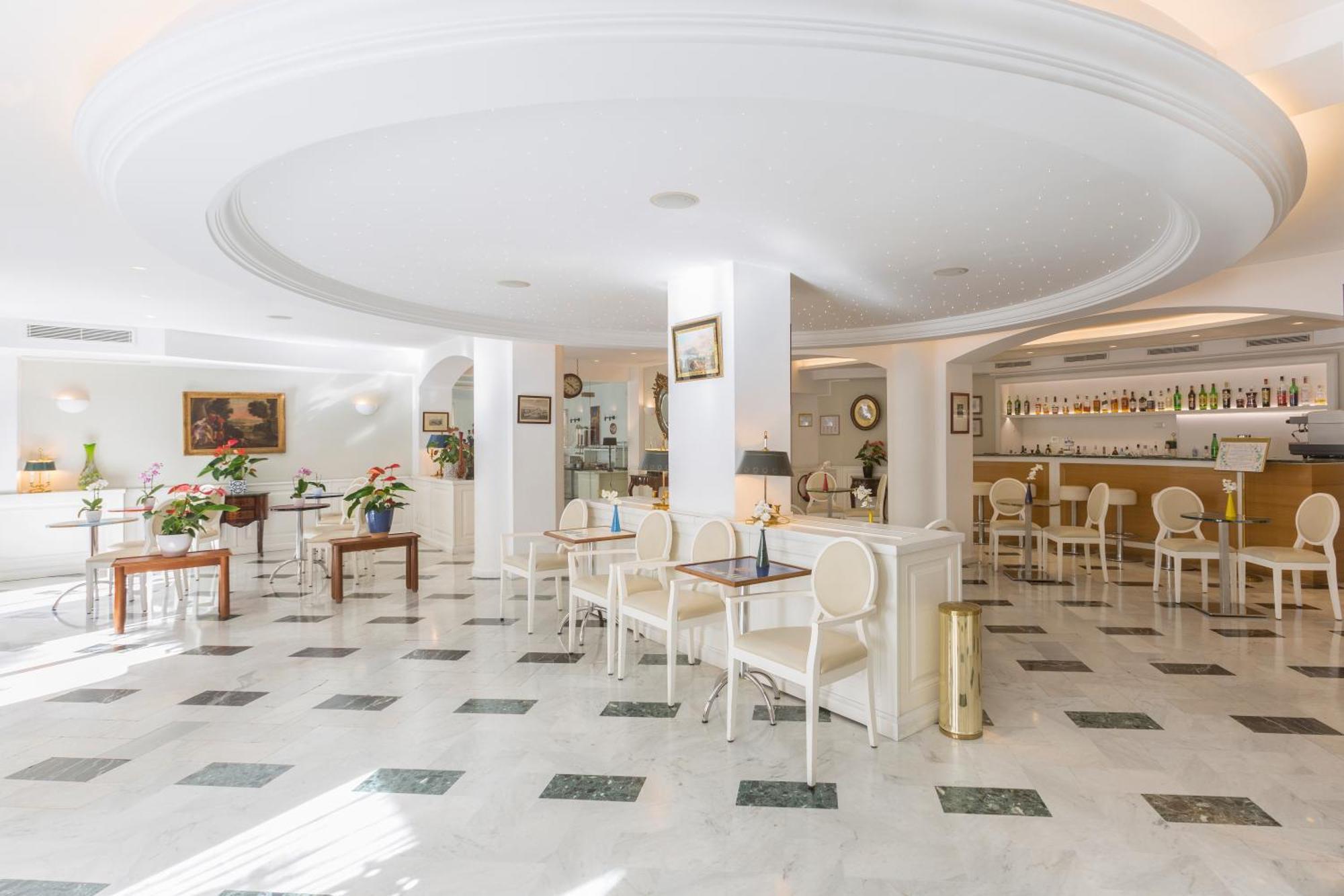 Hotel Central Wellness Σορέντο Εξωτερικό φωτογραφία